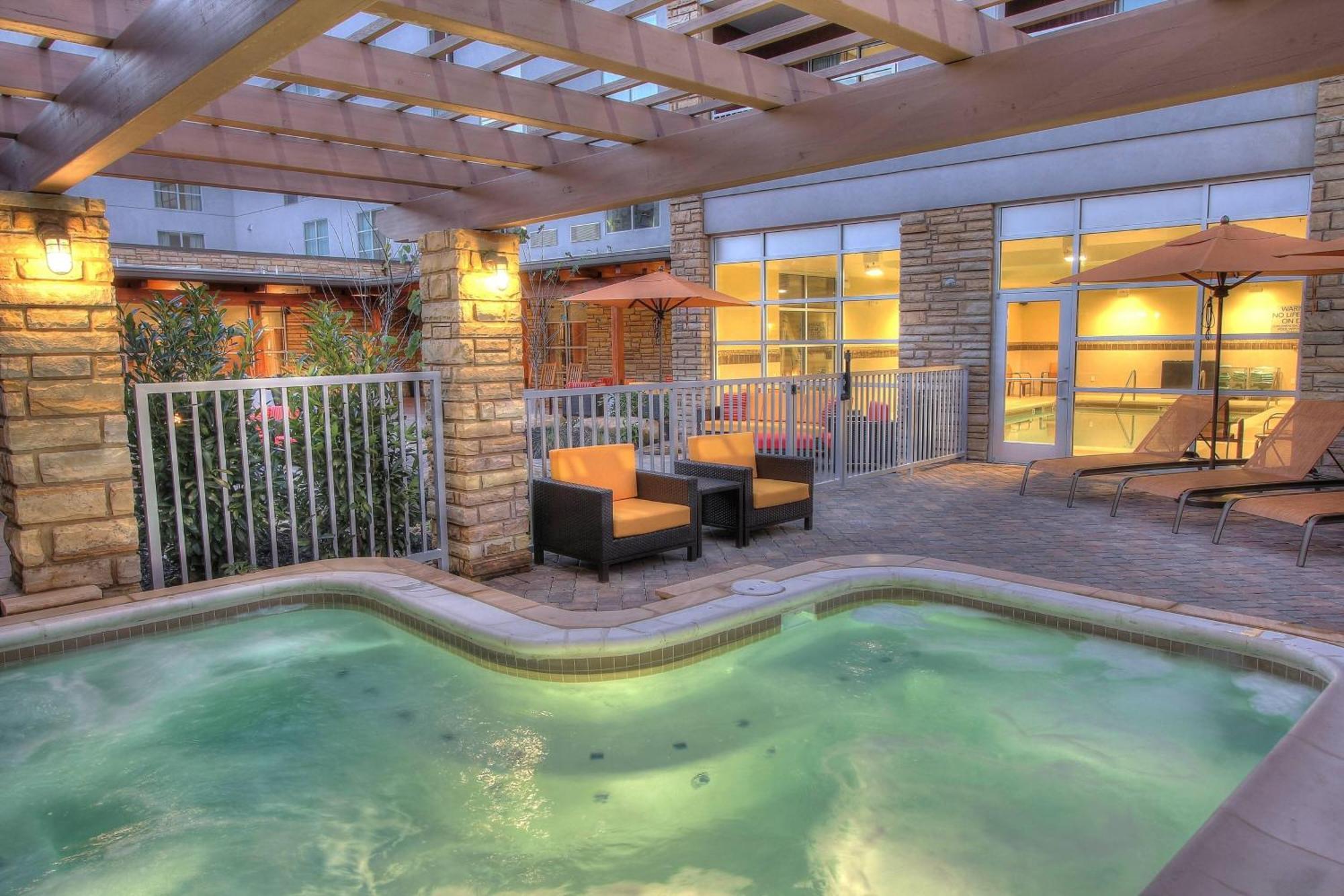 Hotel Courtyard By Marriott Gatlinburg Downtown Exterior foto