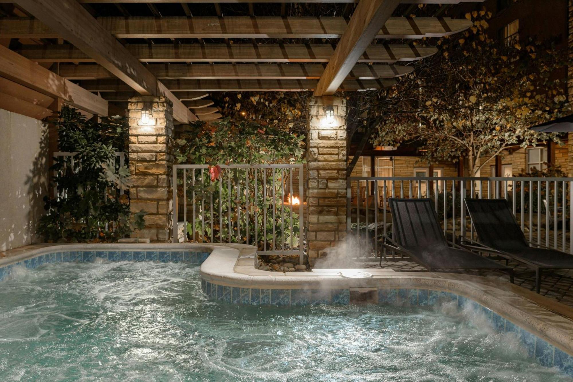 Hotel Courtyard By Marriott Gatlinburg Downtown Exterior foto